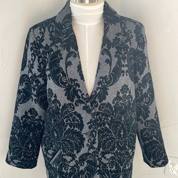 Soft Surroundings Black and Grey‎ Tapestry Coat size Large Long Line - Picture 1 of 7